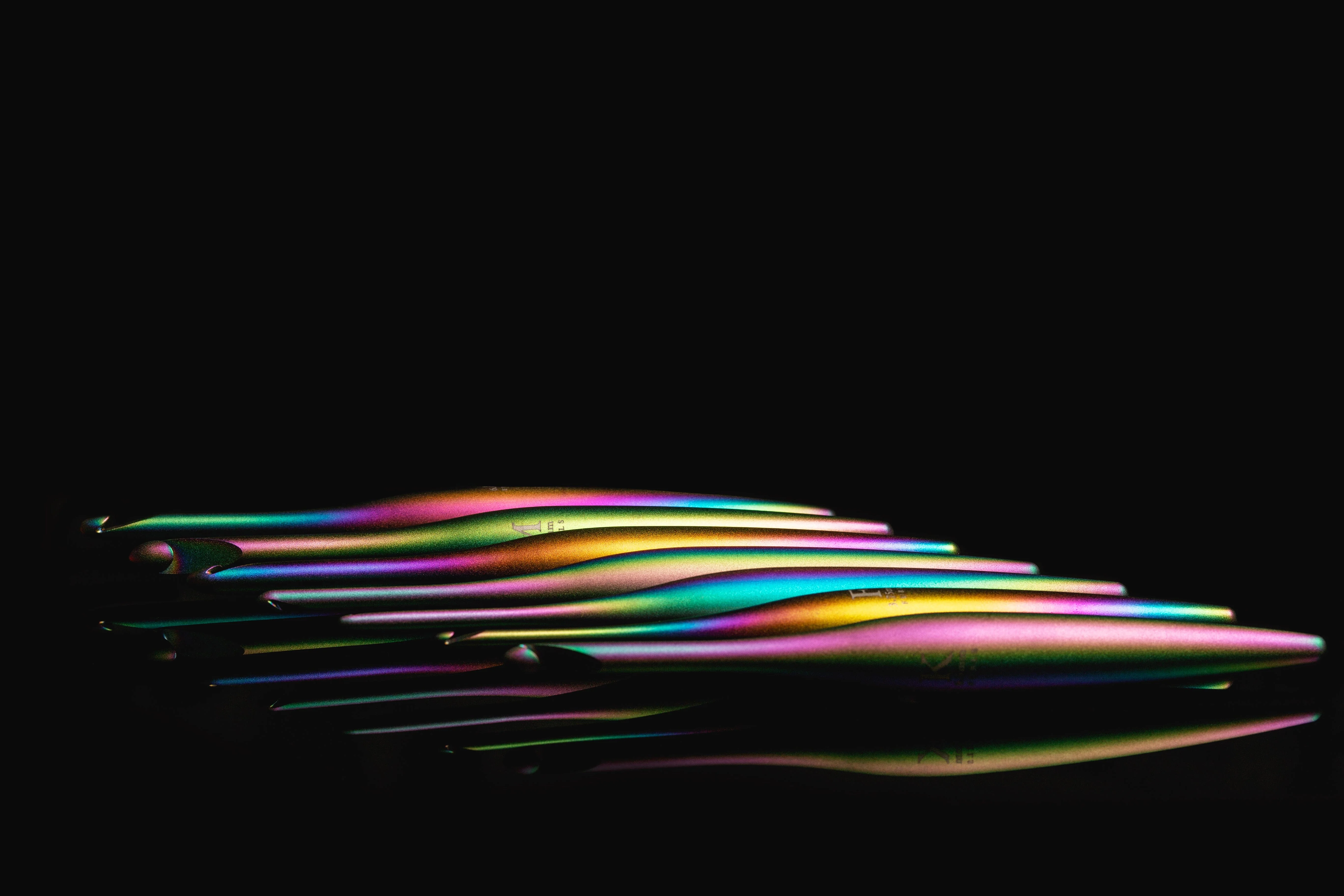 Limited Edition Aura Streamline Metal Crochet Hooks - Image 5